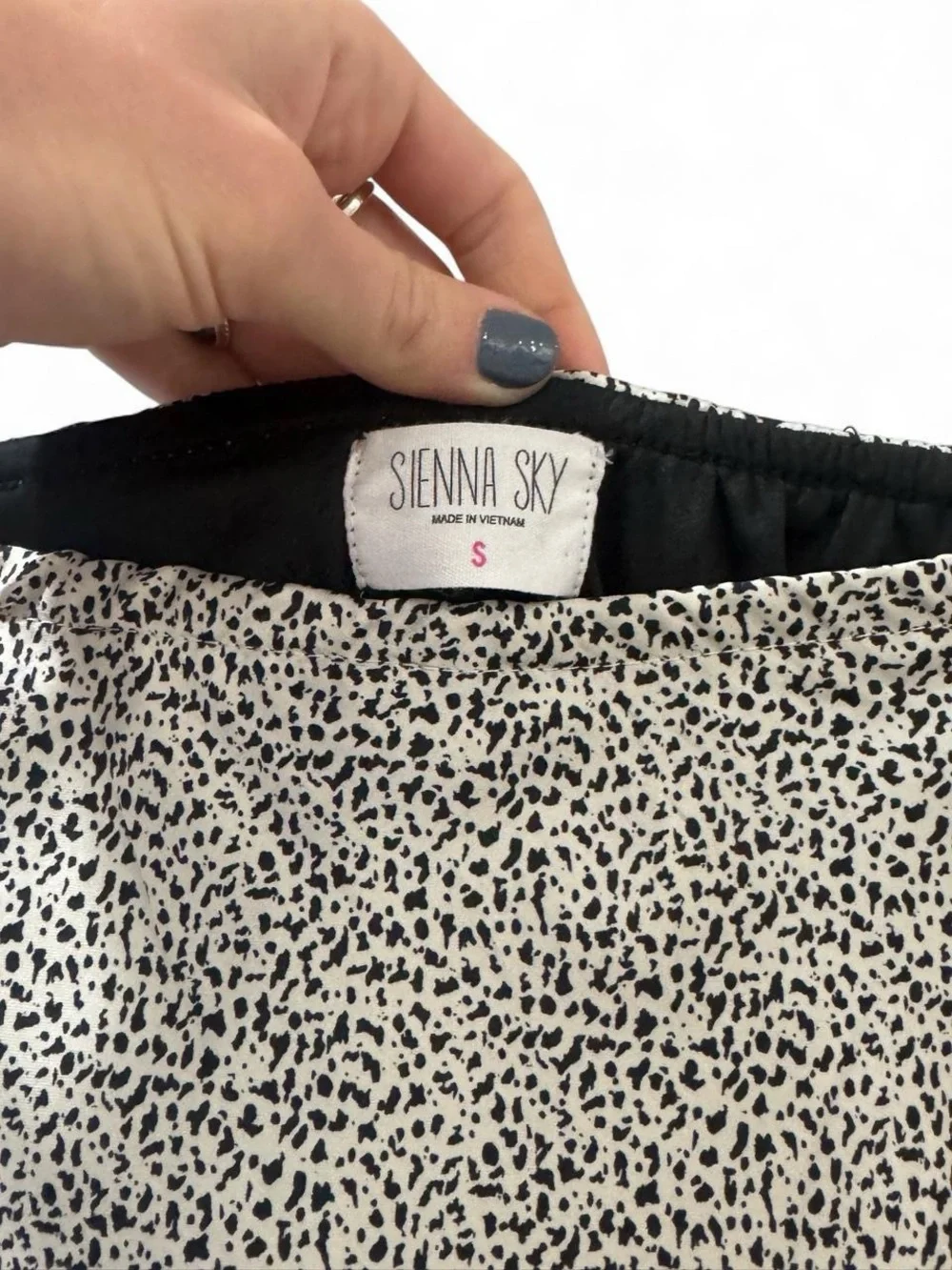 Black and white midi skirt